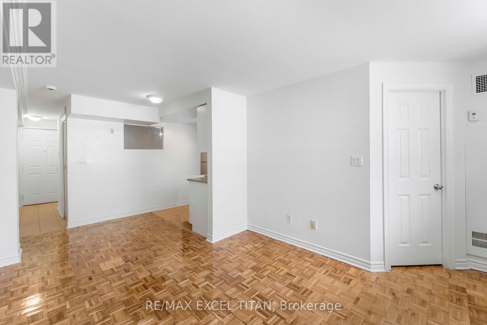 112 - 1407 Dupont Street, Toronto, Ontario  M6H 4J7 - Photo 11 - W13145592