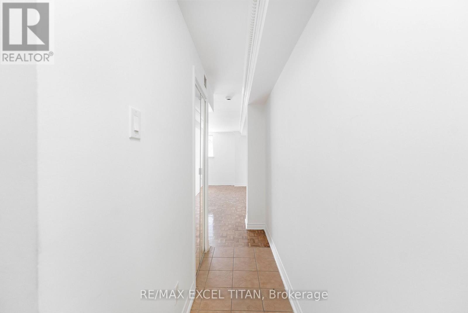112 - 1407 Dupont Street, Toronto, Ontario  M6H 4J7 - Photo 12 - W13145592