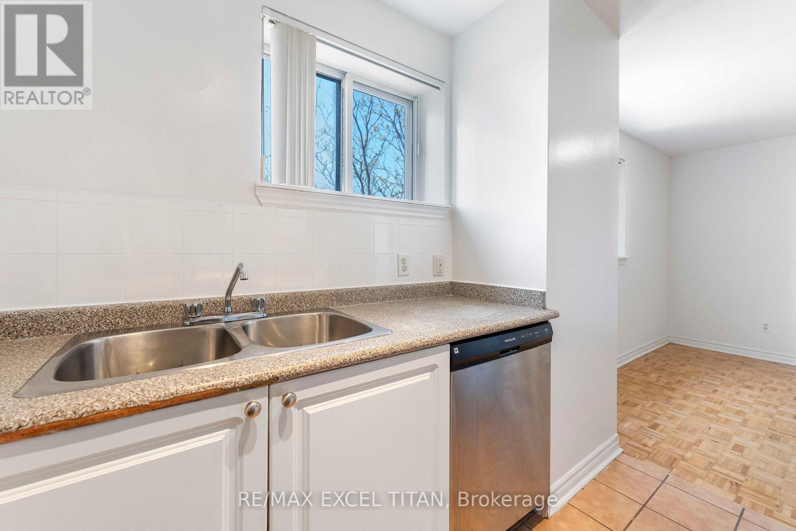 409 - 1407 Dupont Street, Toronto, Ontario  M6H 2B1 - Photo 11 - W13145618