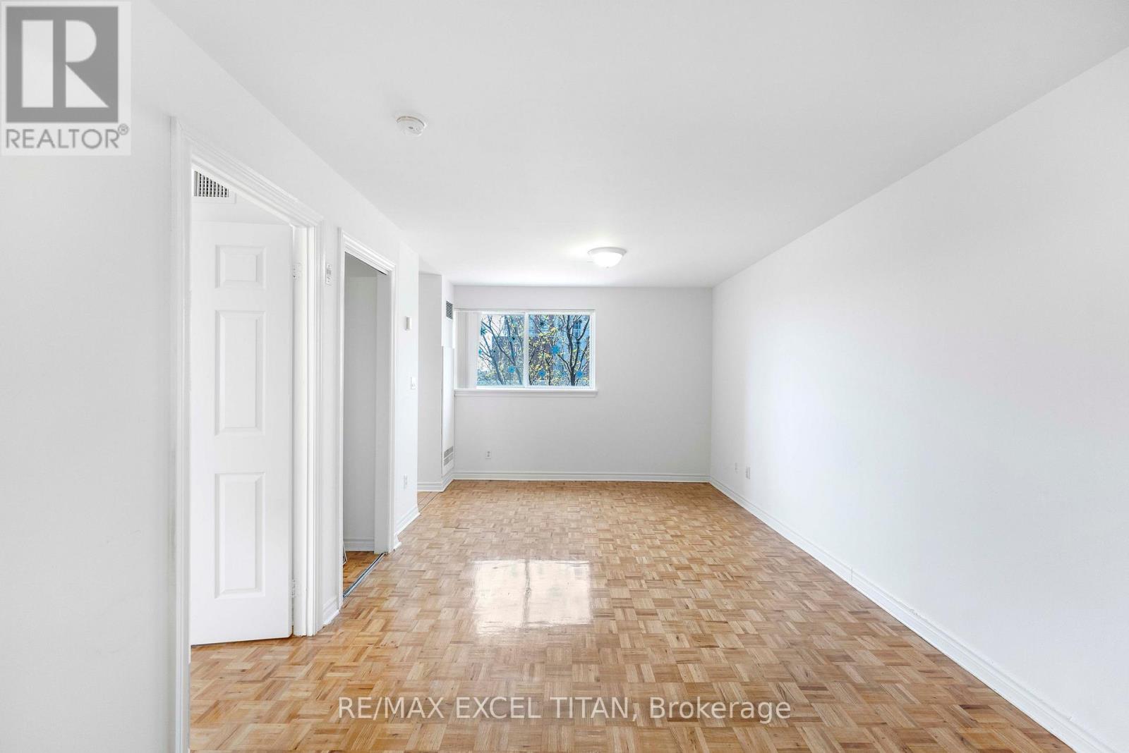 409 - 1407 Dupont Street, Toronto, Ontario  M6H 2B1 - Photo 3 - W13145618