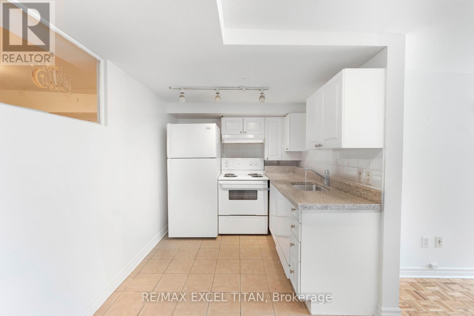 509 - 1407 Dupont Street, Toronto, Ontario  M6H 2B1 - Photo 8 - W13145630
