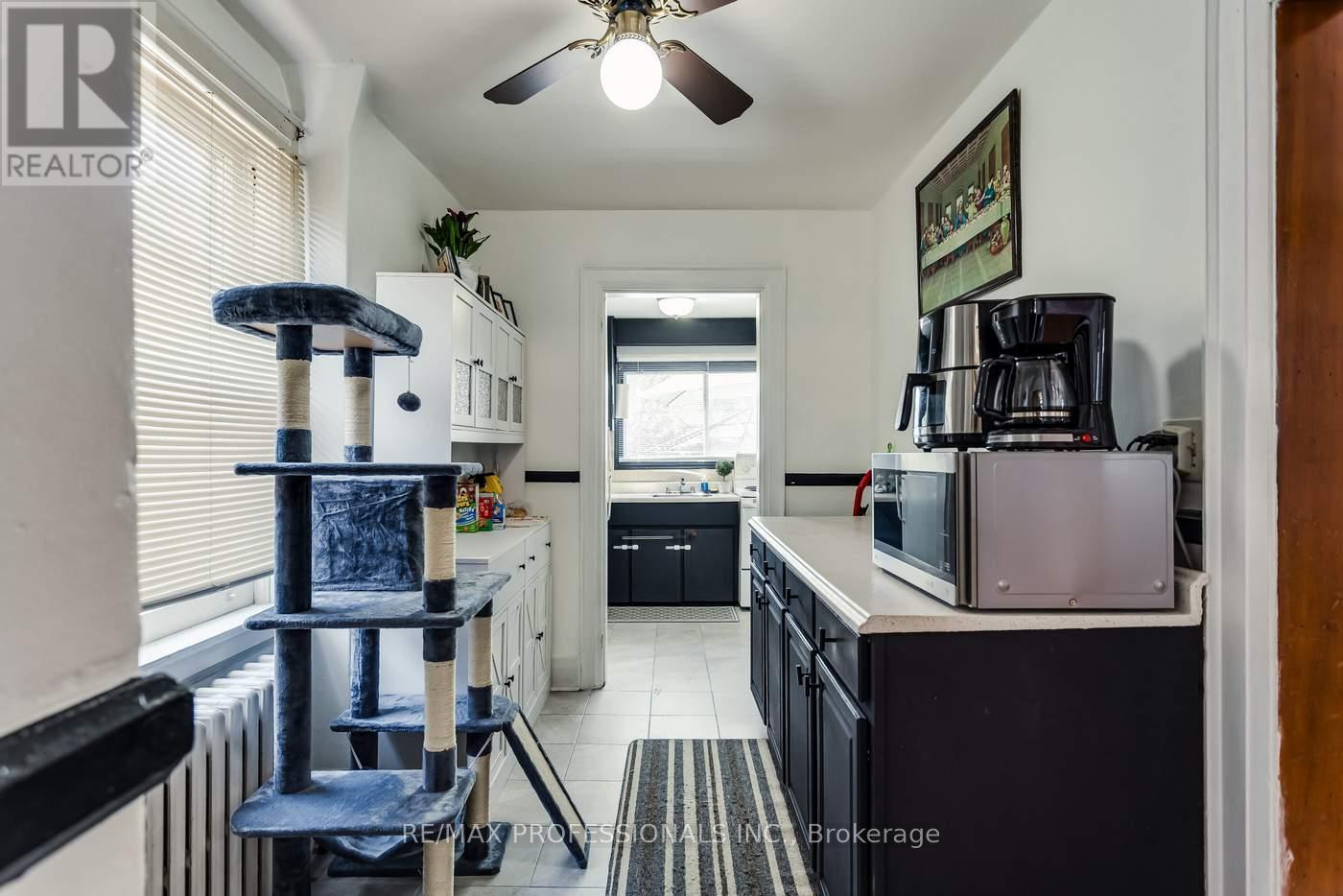 155 Aileen Avenue, Toronto, Ontario  M6M 1G1 - Photo 11 - W13145650