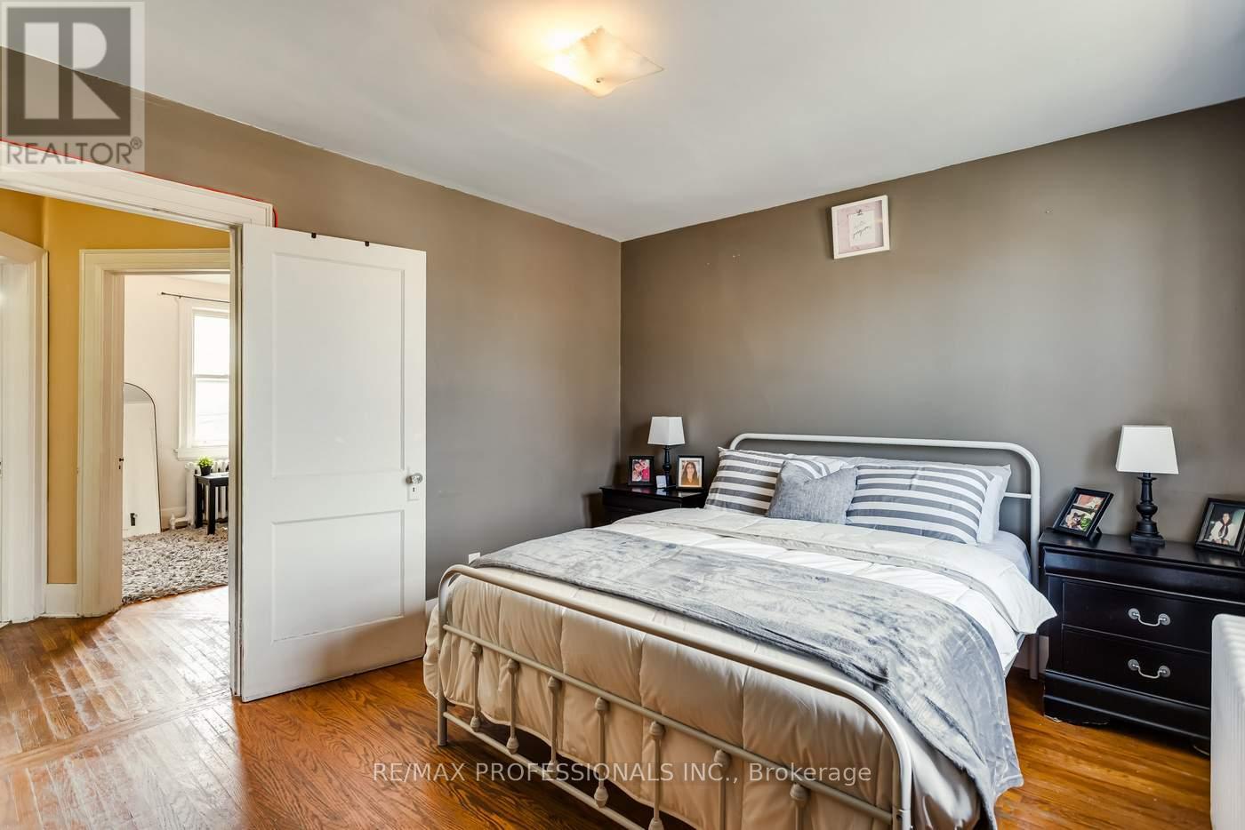 155 Aileen Avenue, Toronto, Ontario  M6M 1G1 - Photo 19 - W13145650