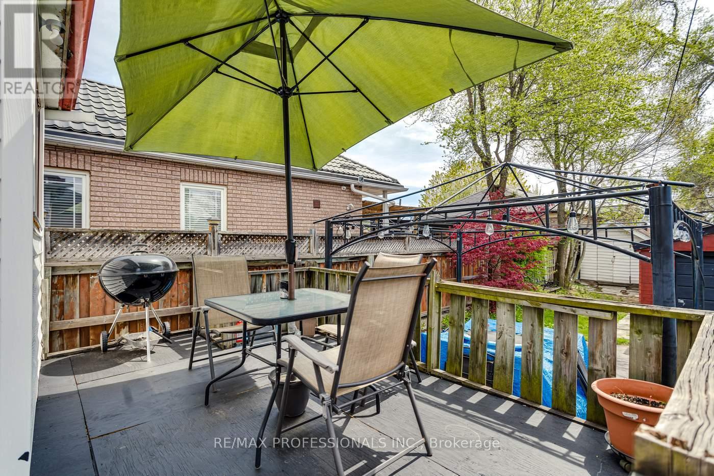 155 Aileen Avenue, Toronto, Ontario  M6M 1G1 - Photo 28 - W13145650