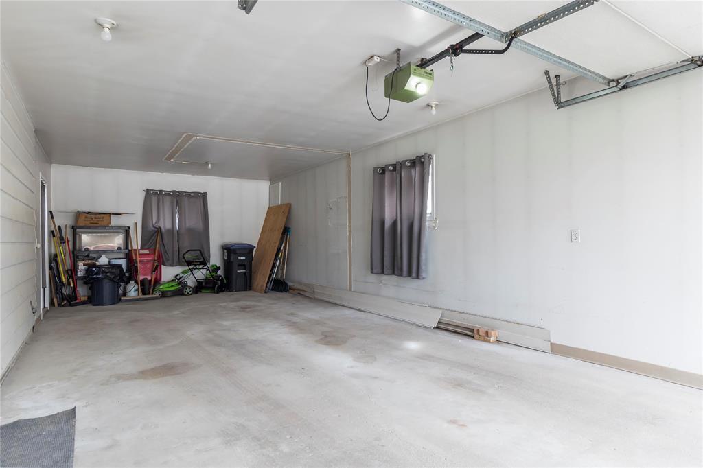 145 Kroeker Avenue, Steinbach, Manitoba  R5G 0K5 - Photo 22 - 202610647