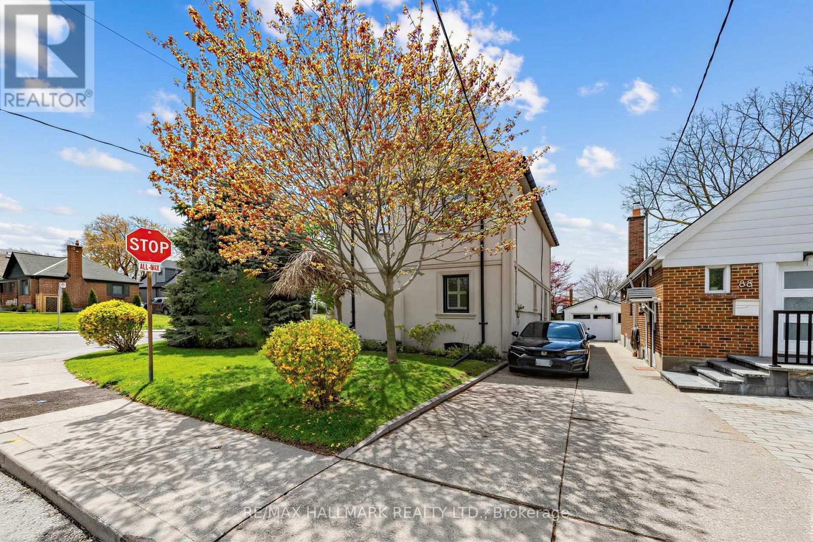 86 Binswood Avenue, Toronto, Ontario  M4C 3N9 - Photo 46 - E13129664
