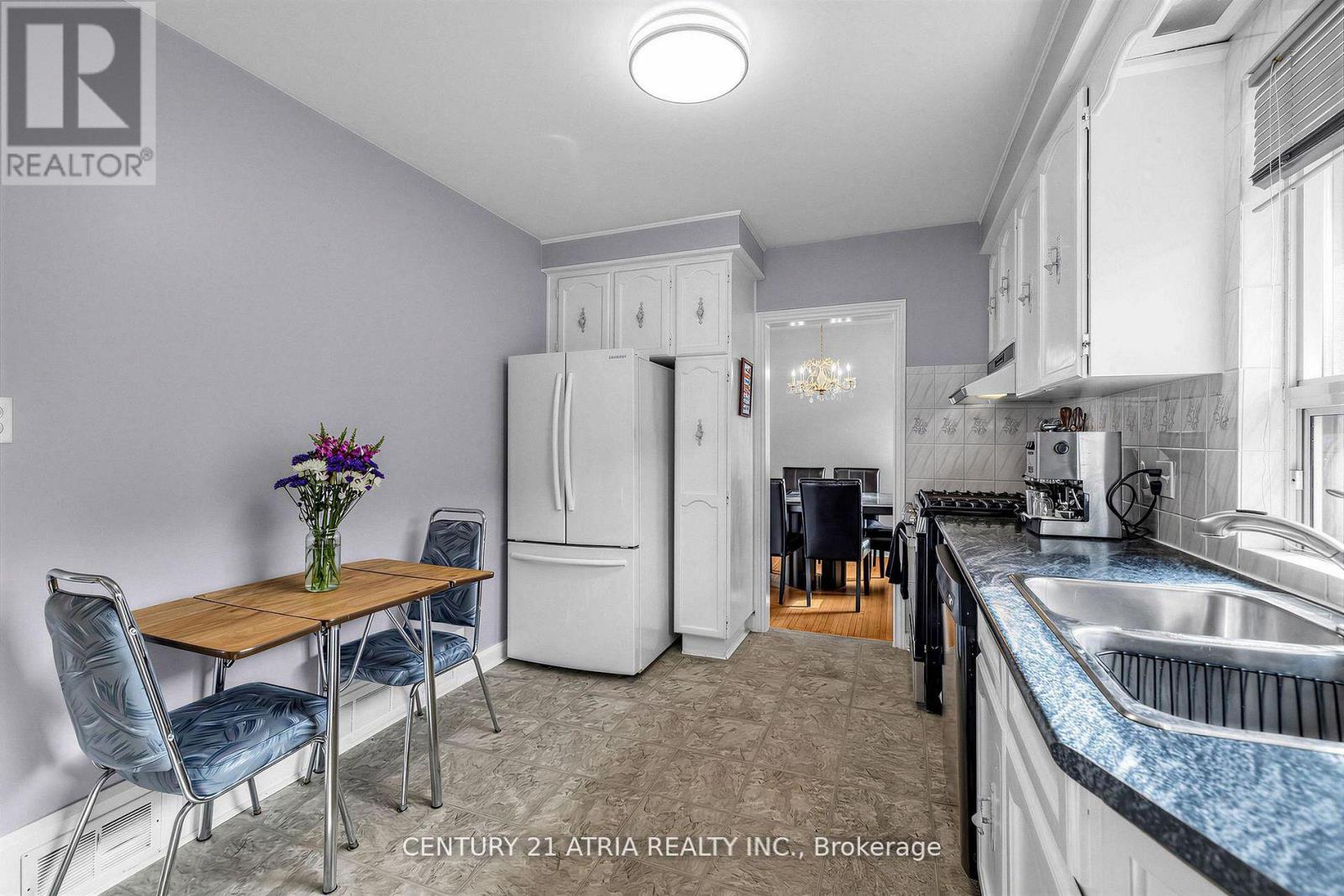 7 Rockport Crescent, Richmond Hill, Ontario  L4C 2L5 - Photo 13 - N13145024