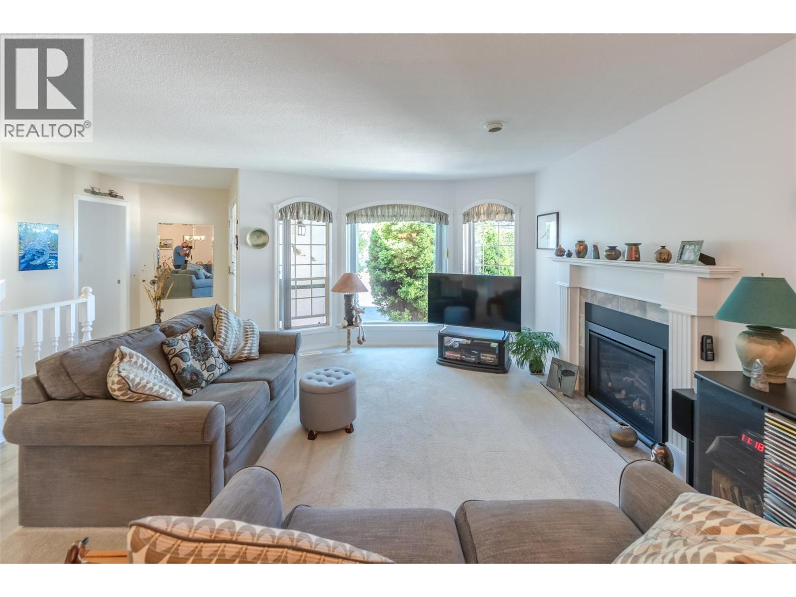 1634 Carmi Avenue Unit# 105, Penticton, British Columbia  V2A 8K5 - Photo 4 - 10386067