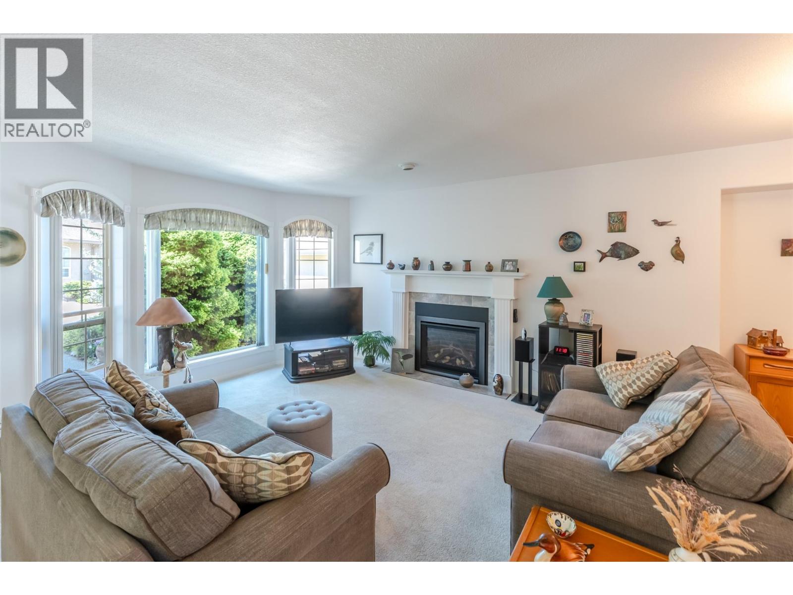 1634 Carmi Avenue Unit# 105, Penticton, British Columbia  V2A 8K5 - Photo 2 - 10386067