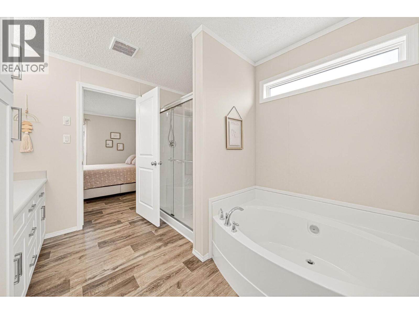 24 Darby Crescent, Elkford, British Columbia  V0B 1H0 - Photo 32 - 10387576