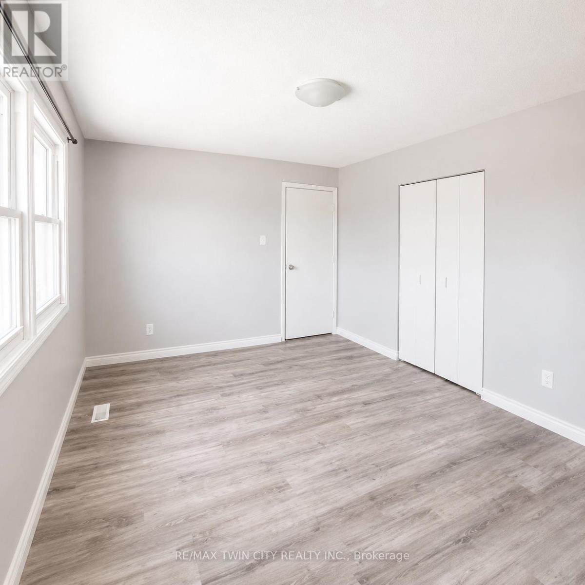 3 - 513 Quiet Place, Waterloo, Ontario  N2L 5L6 - Photo 2 - X13145488