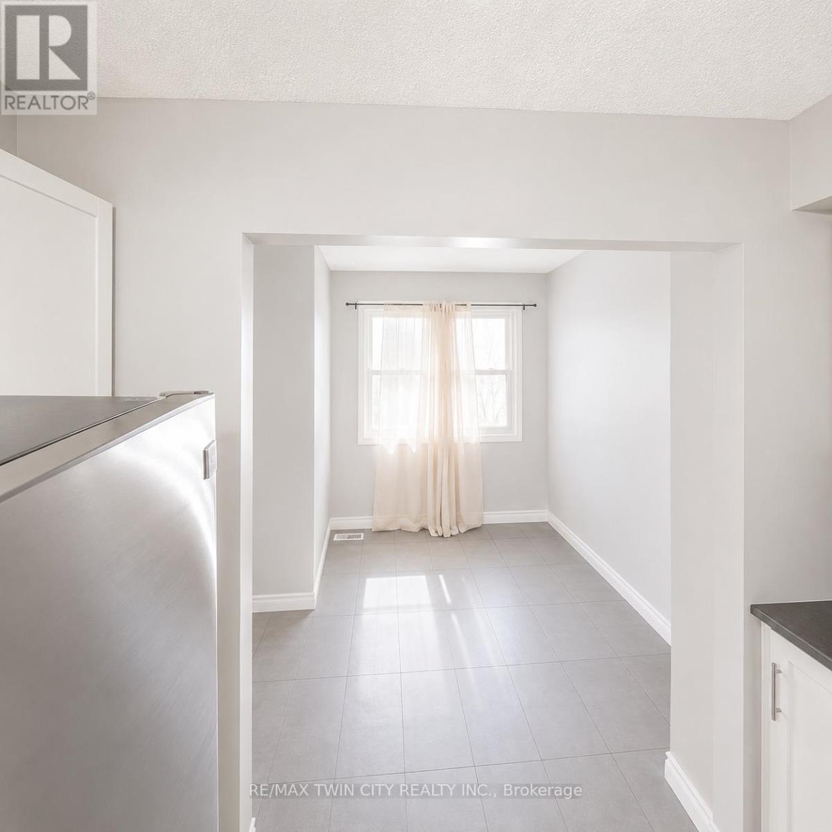3 - 513 Quiet Place, Waterloo, Ontario  N2L 5L6 - Photo 7 - X13145488