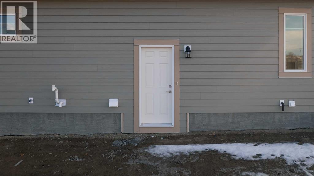 63 Amber View, Balzac, Alberta  T4B 5T7 - Photo 2 - A2281305