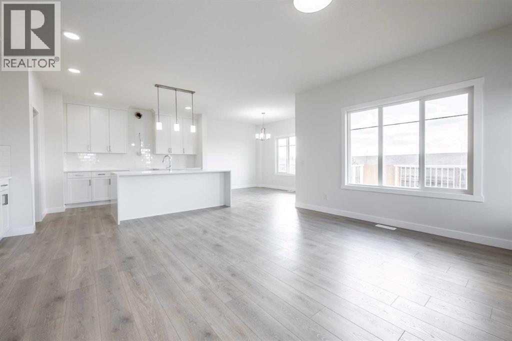 63 Amber View, Balzac, Alberta  T4B 5T7 - Photo 10 - A2281305