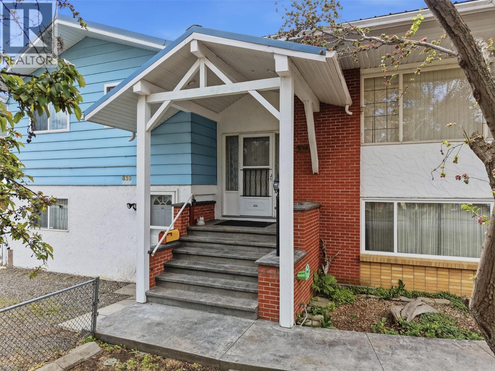 833 Mcarthur Drive, Kamloops, British Columbia  V2B 7H4 - Photo 2 - 10387788
