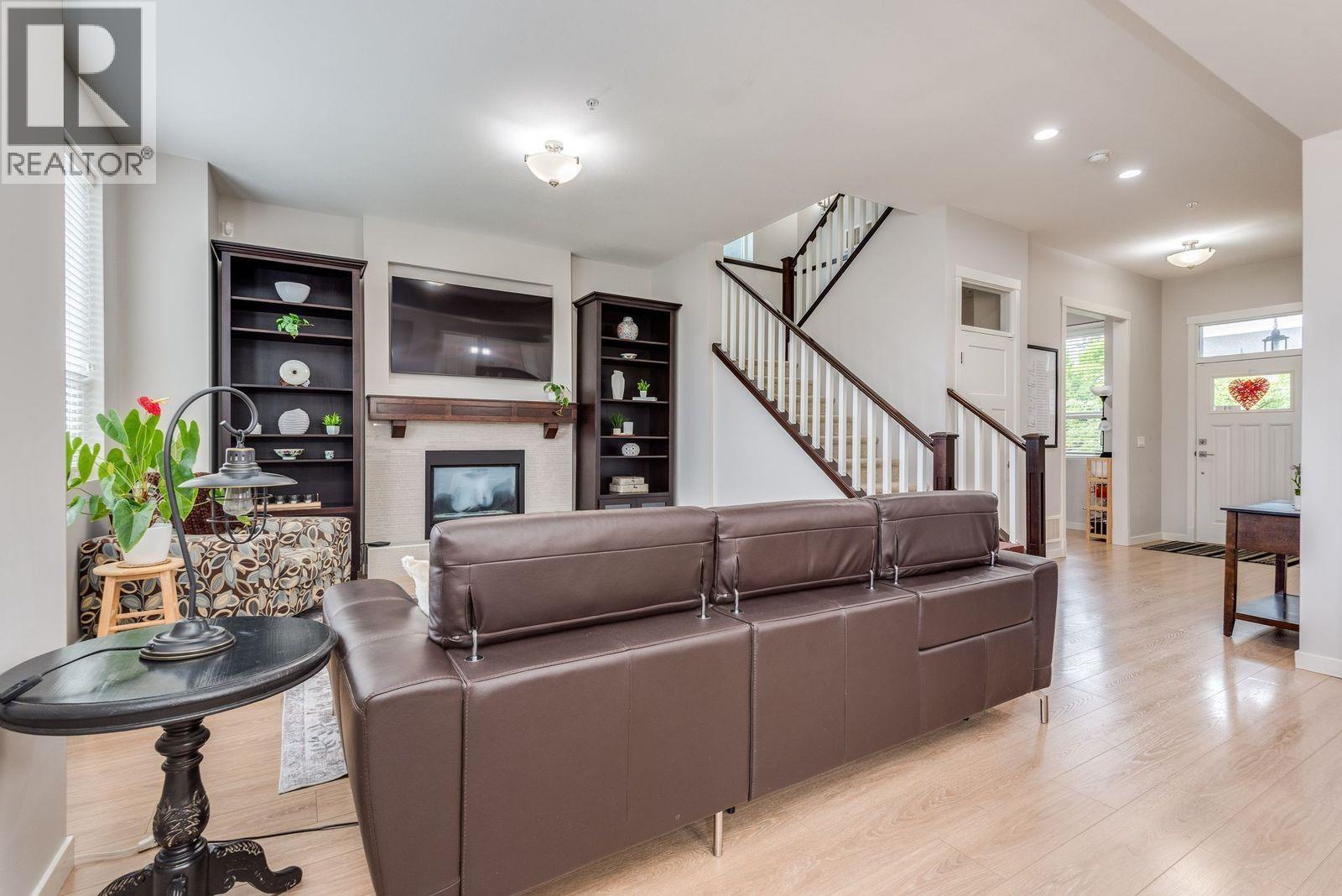 24406 113 Avenue, Maple Ridge, British Columbia  V2W 0H4 - Photo 3 - R3124998