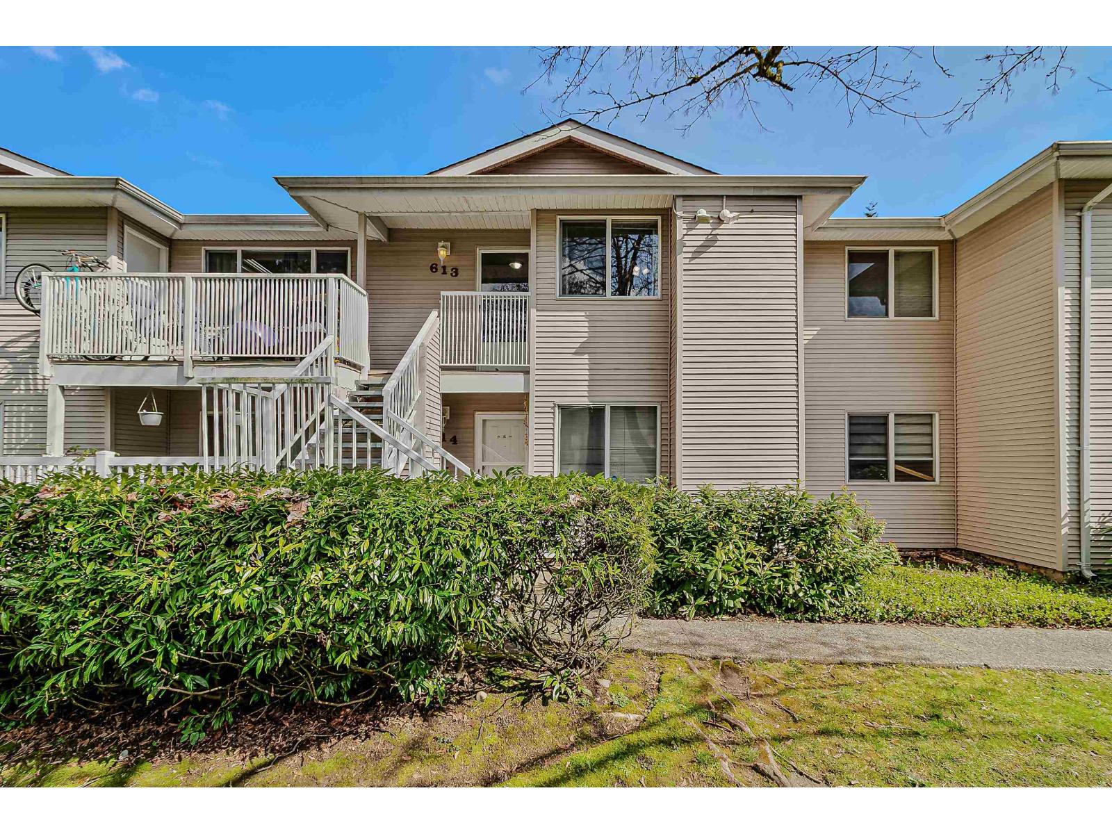 613 13923 72 Avenue, Surrey, British Columbia V3W 2P6 - Photo 1 - R3124051