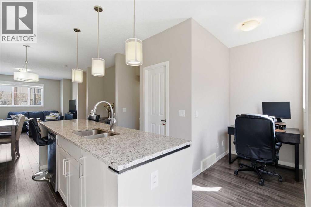 150 Copperpond Villas SE, Calgary, Alberta  T2Z 5B8 - Photo 10 - A2304949