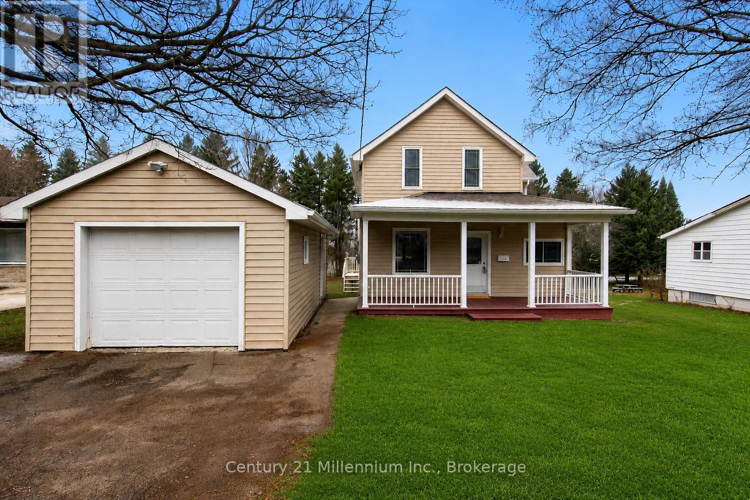 124 LORNE STREET, Grey Highlands, Ontario