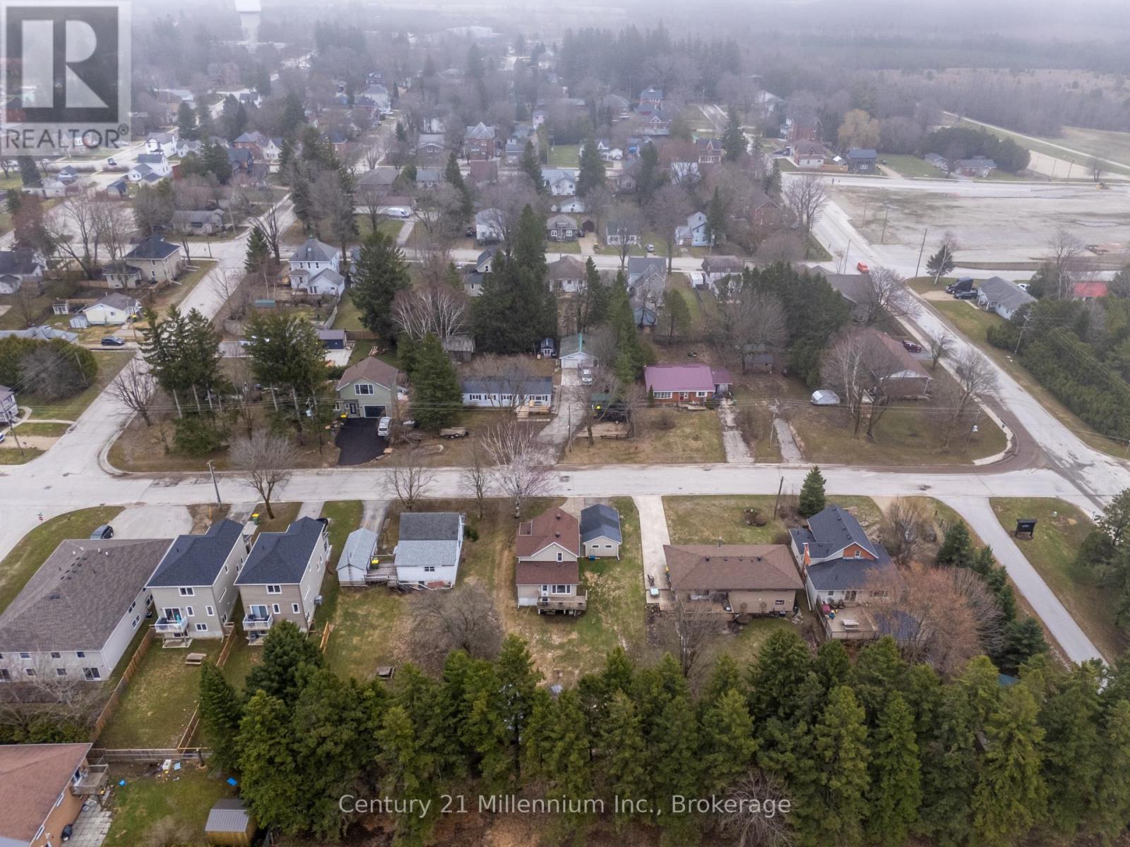 124 Lorne Street, Grey Highlands, Ontario  N0C 1H0 - Photo 38 - X13006406