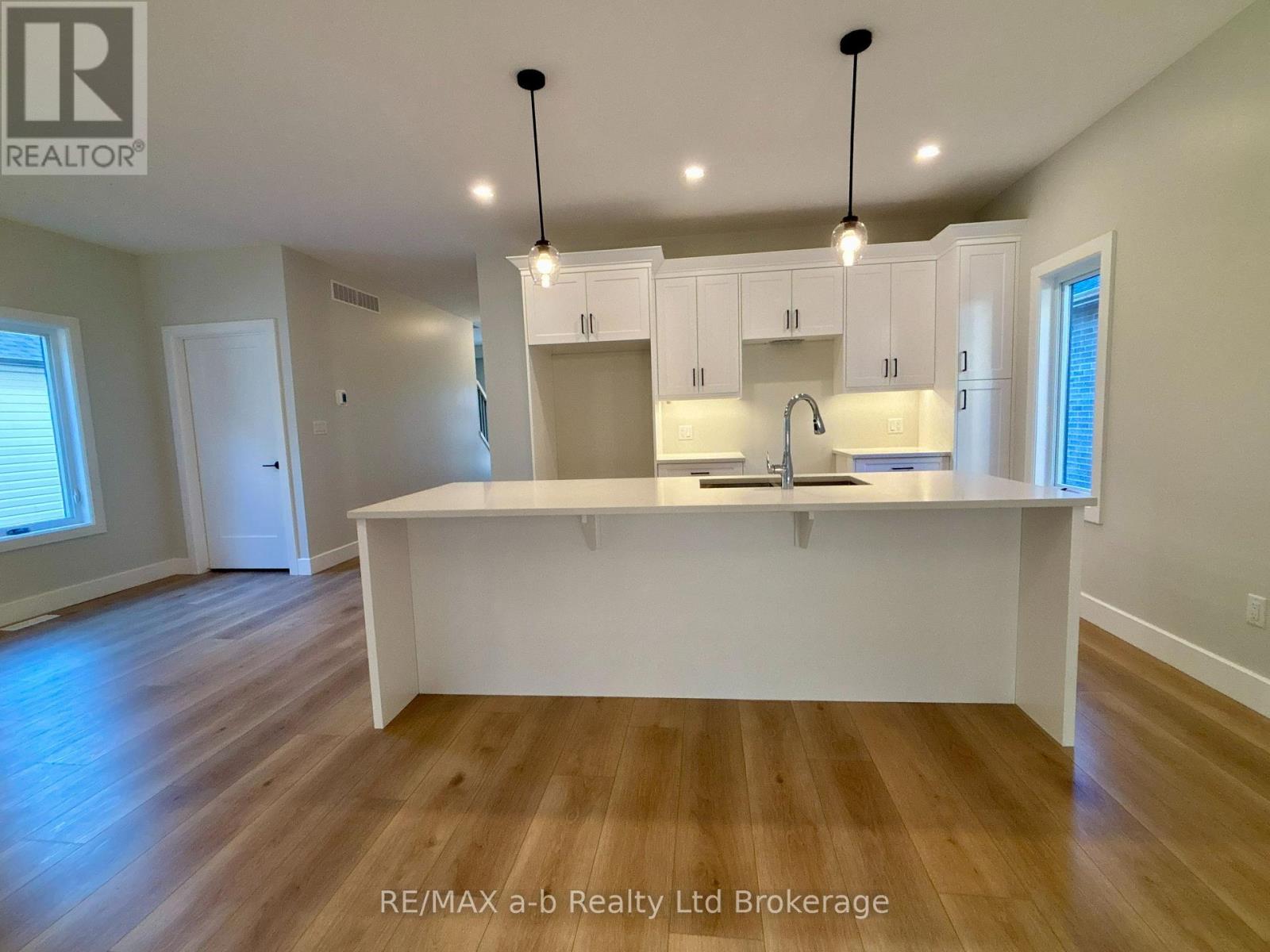 41 Cash Crescent, Ingersoll, Ontario N5C 0E2 - Photo 7 - X13145784