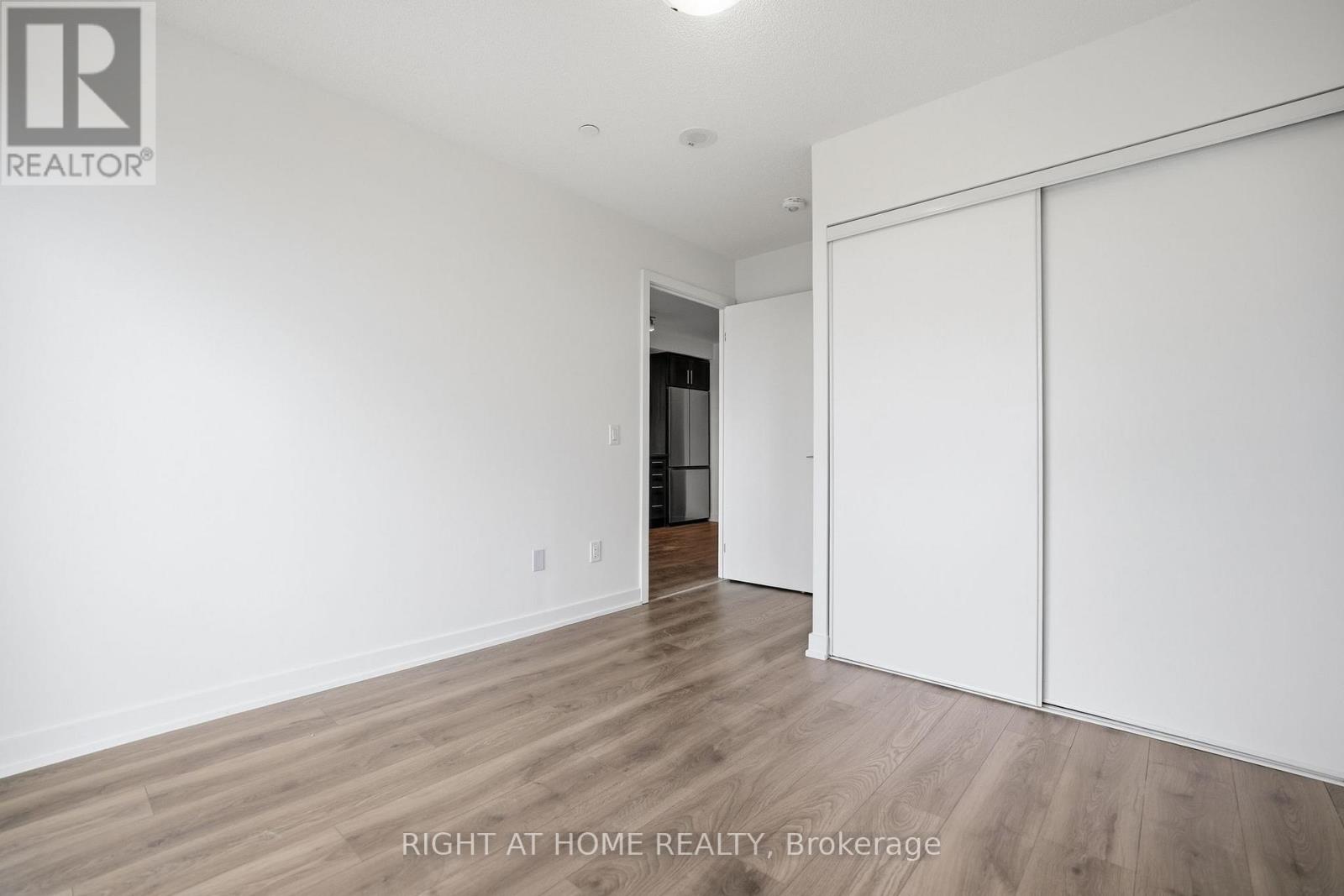 504 - 1010 Sandy Beach Road, Pickering, Ontario  L1W 3V9 - Photo 11 - E13107624