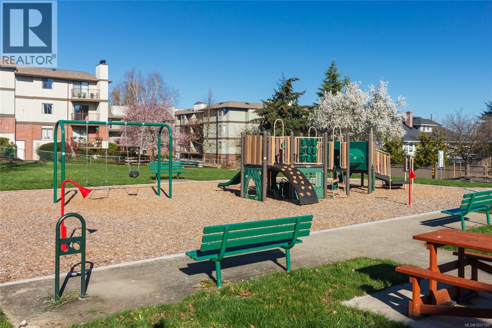 307 1615 Belcher Ave, Victoria, British Columbia  V8R 4N2 - Photo 26 - 1037105