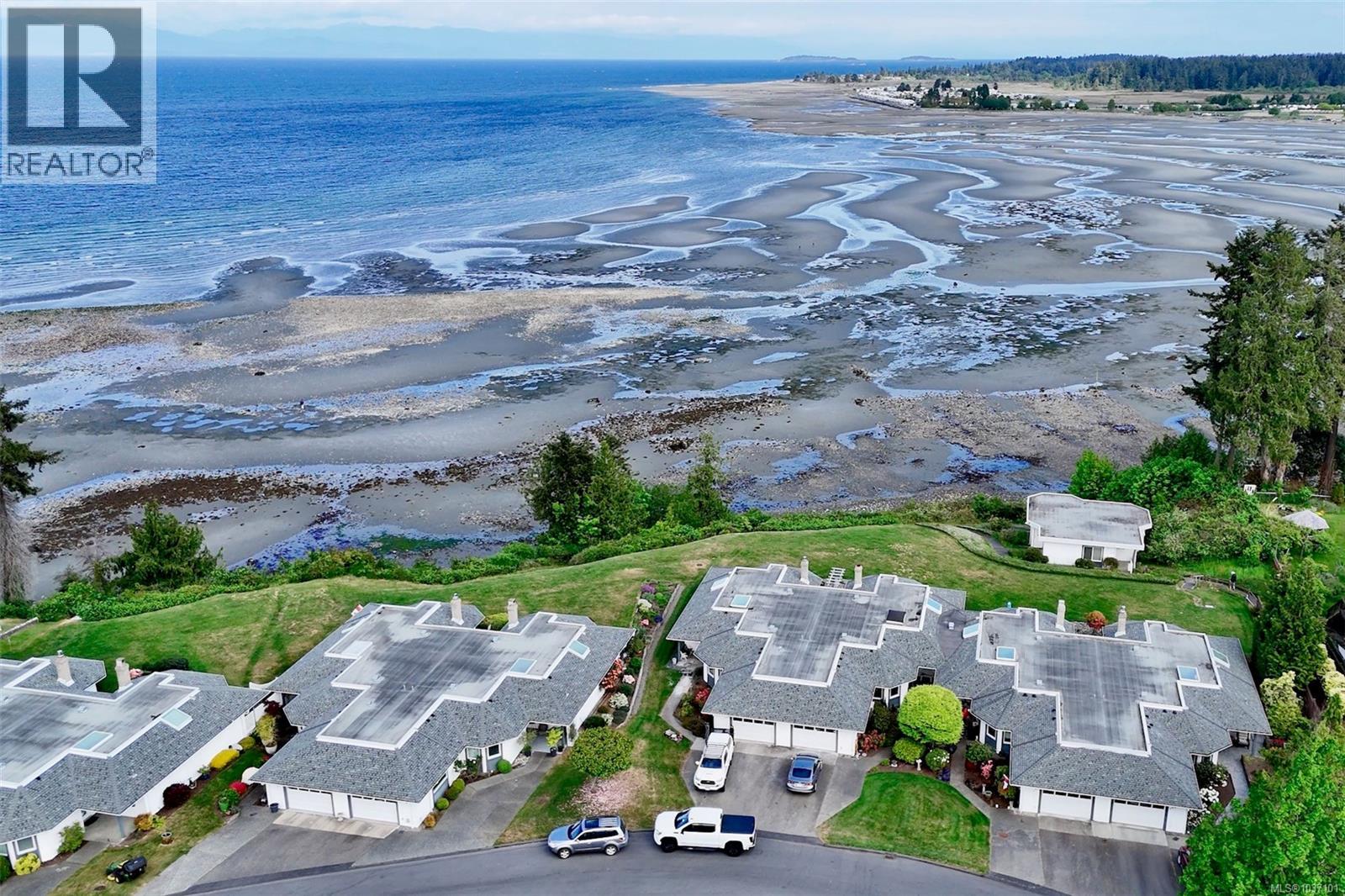 206 330 Dogwood St, Parksville, British Columbia  V9P 1P7 - Photo 1 - 1037101