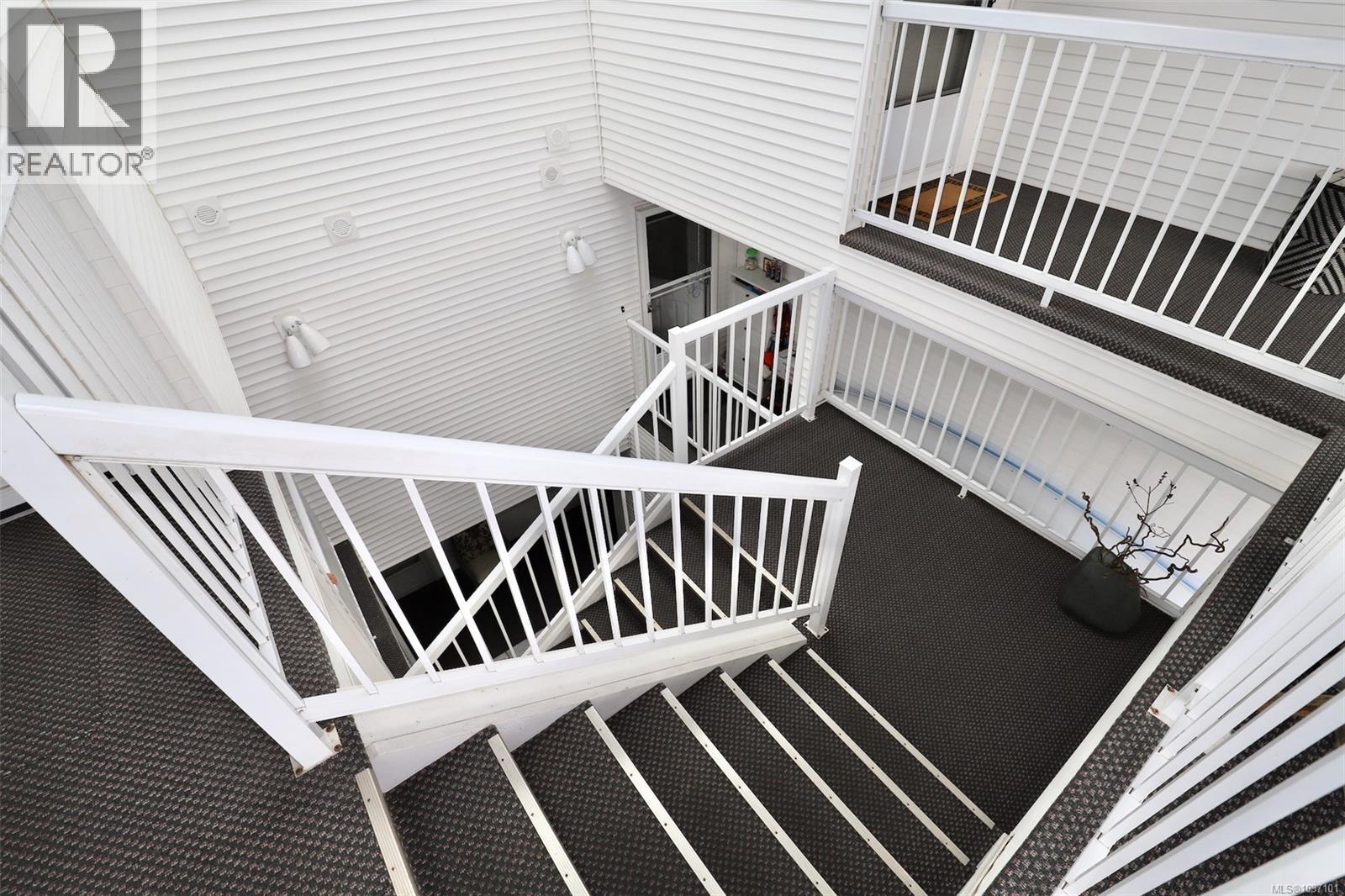 206 330 Dogwood St, Parksville, British Columbia  V9P 1P7 - Photo 32 - 1037101