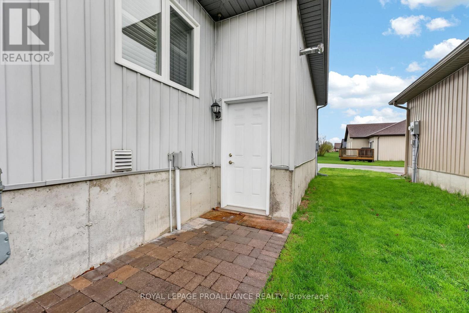 4 Merrill Drive, Prince Edward County, Ontario  K0K 3L0 - Photo 33 - X13145768