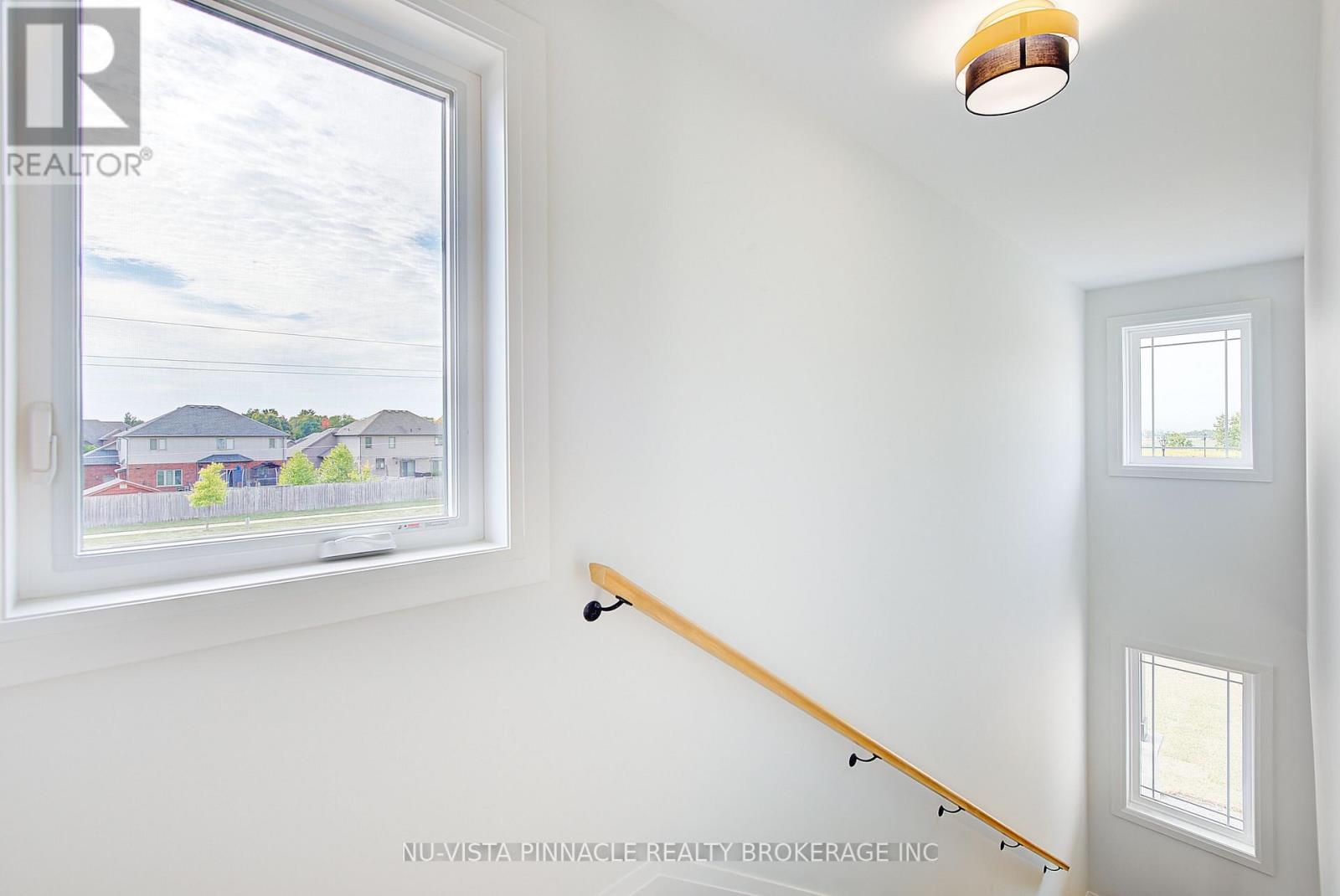 10 Woodmere Path, Middlesex Centre, Ontario  N0M 2A0 - Photo 23 - X13145812