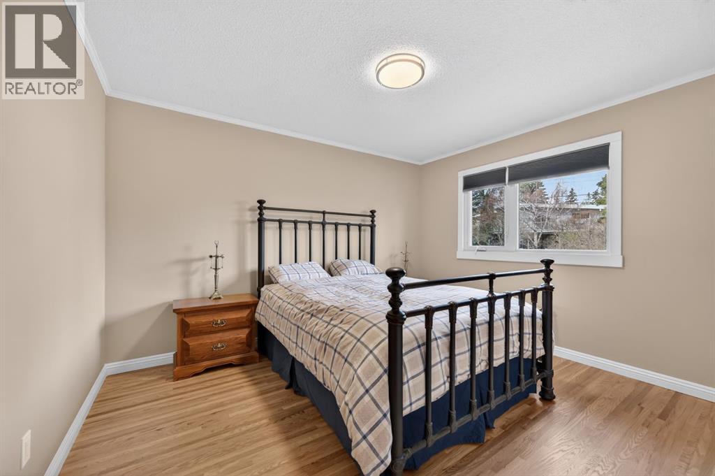 8 Slocan Road SW, Calgary, Alberta  T2W 0S8 - Photo 19 - A2308549