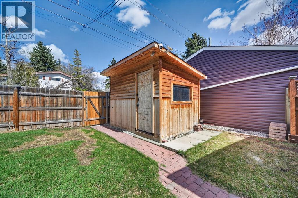 8 Slocan Road SW, Calgary, Alberta  T2W 0S8 - Photo 39 - A2308549