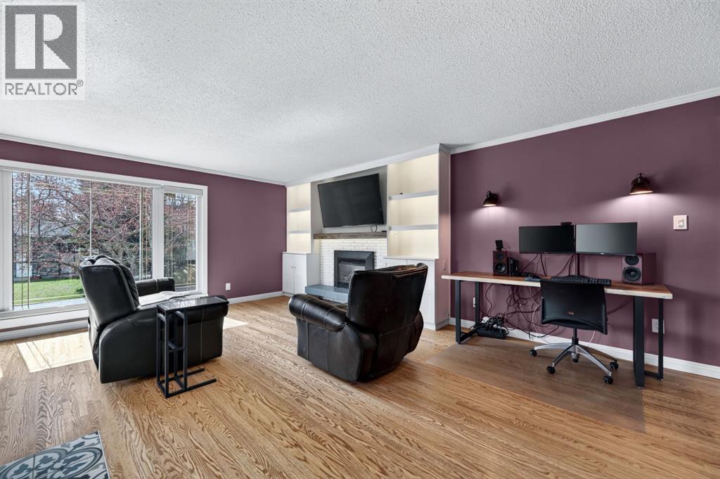 8 Slocan Road SW, Calgary, Alberta  T2W 0S8 - Photo 8 - A2308549