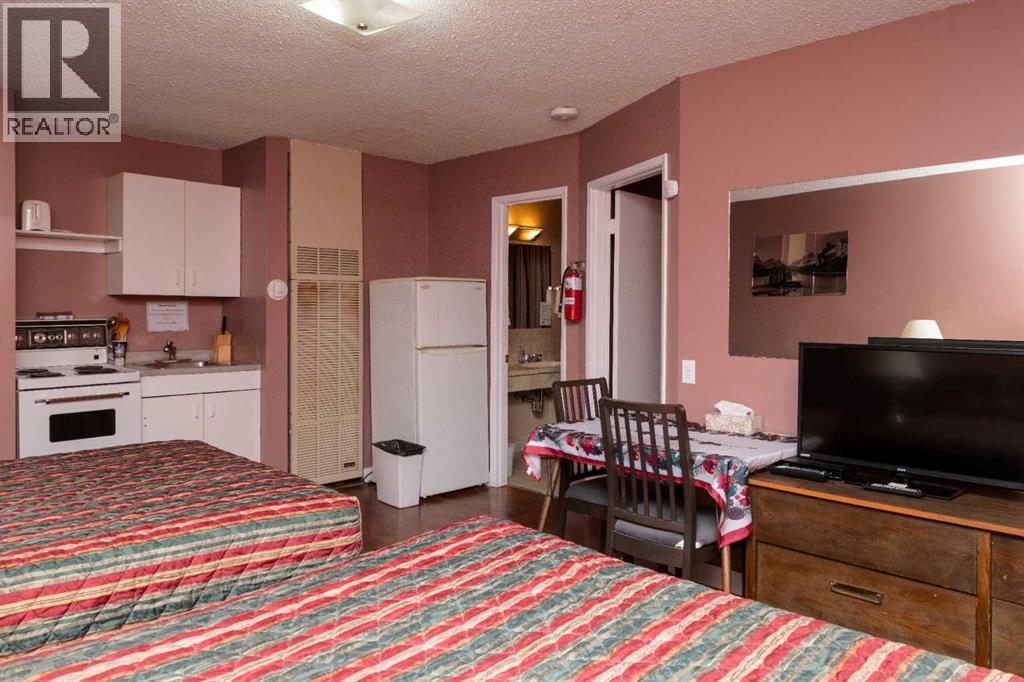 5507 50th Street, Viking, Alberta  T0B 4N0 - Photo 12 - A2310955