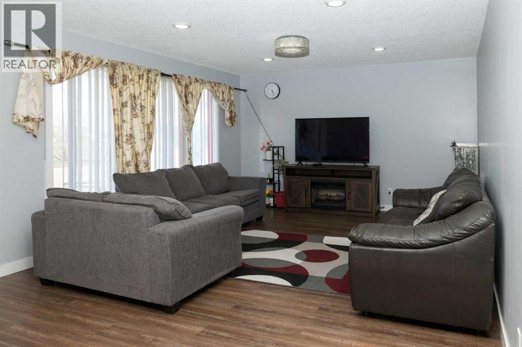 5507 50th Street, Viking, Alberta  T0B 4N0 - Photo 35 - A2310955