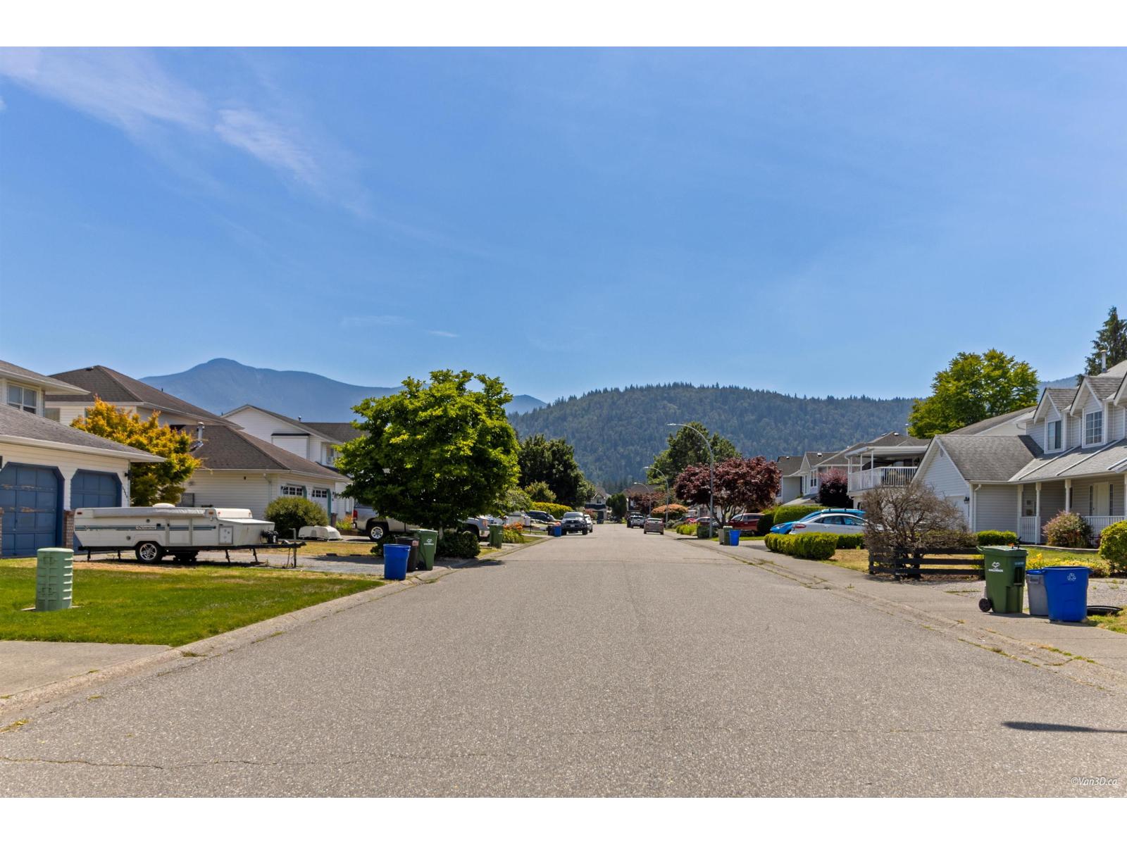 5856 Glendale Drive, Sardis South, Chilliwack, British Columbia  V2R 2Y5 - Photo 3 - R3125079