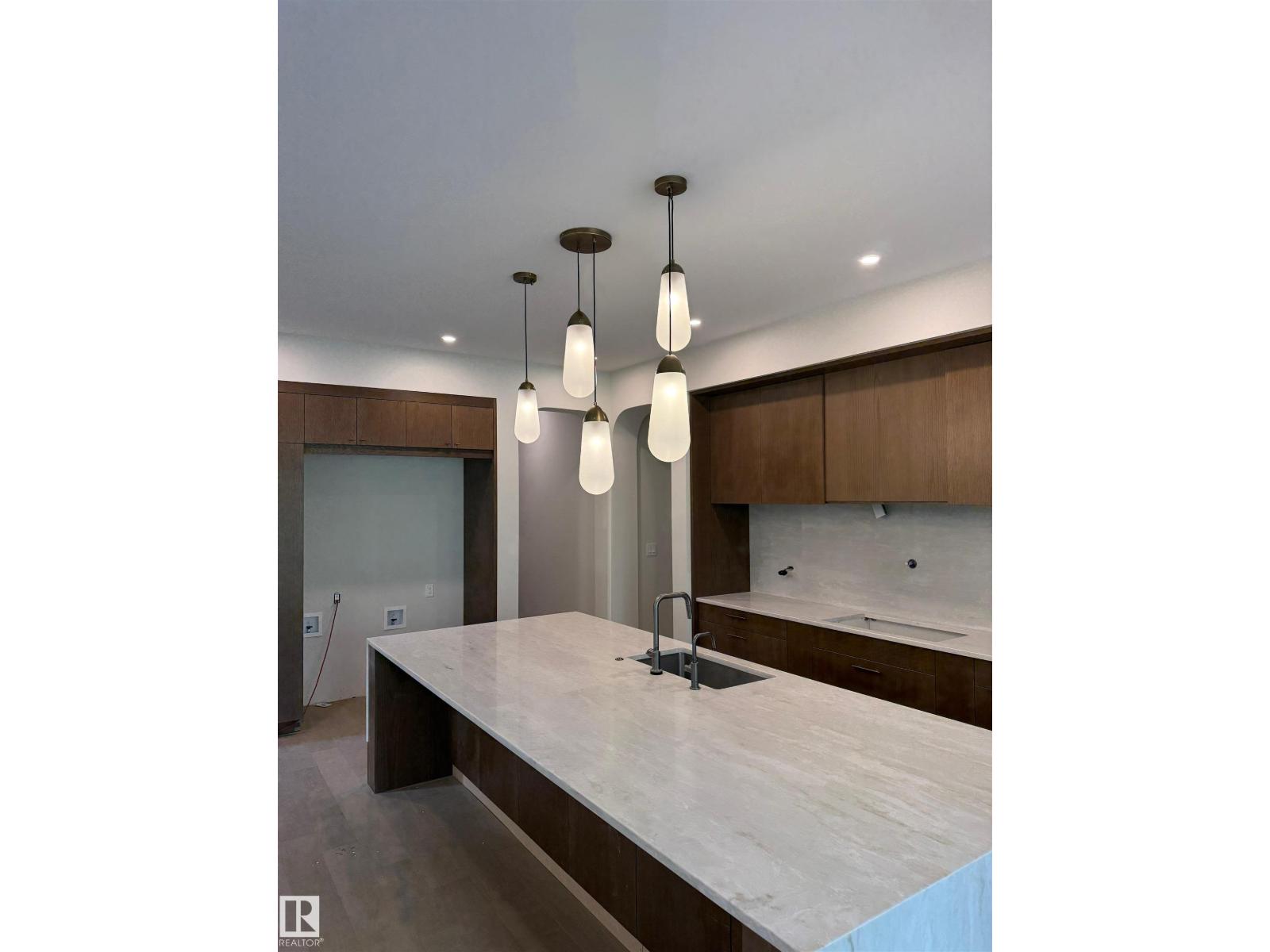 14702 Park Dr Nw, Edmonton, Alberta  T5R 5V4 - Photo 4 - E4488605