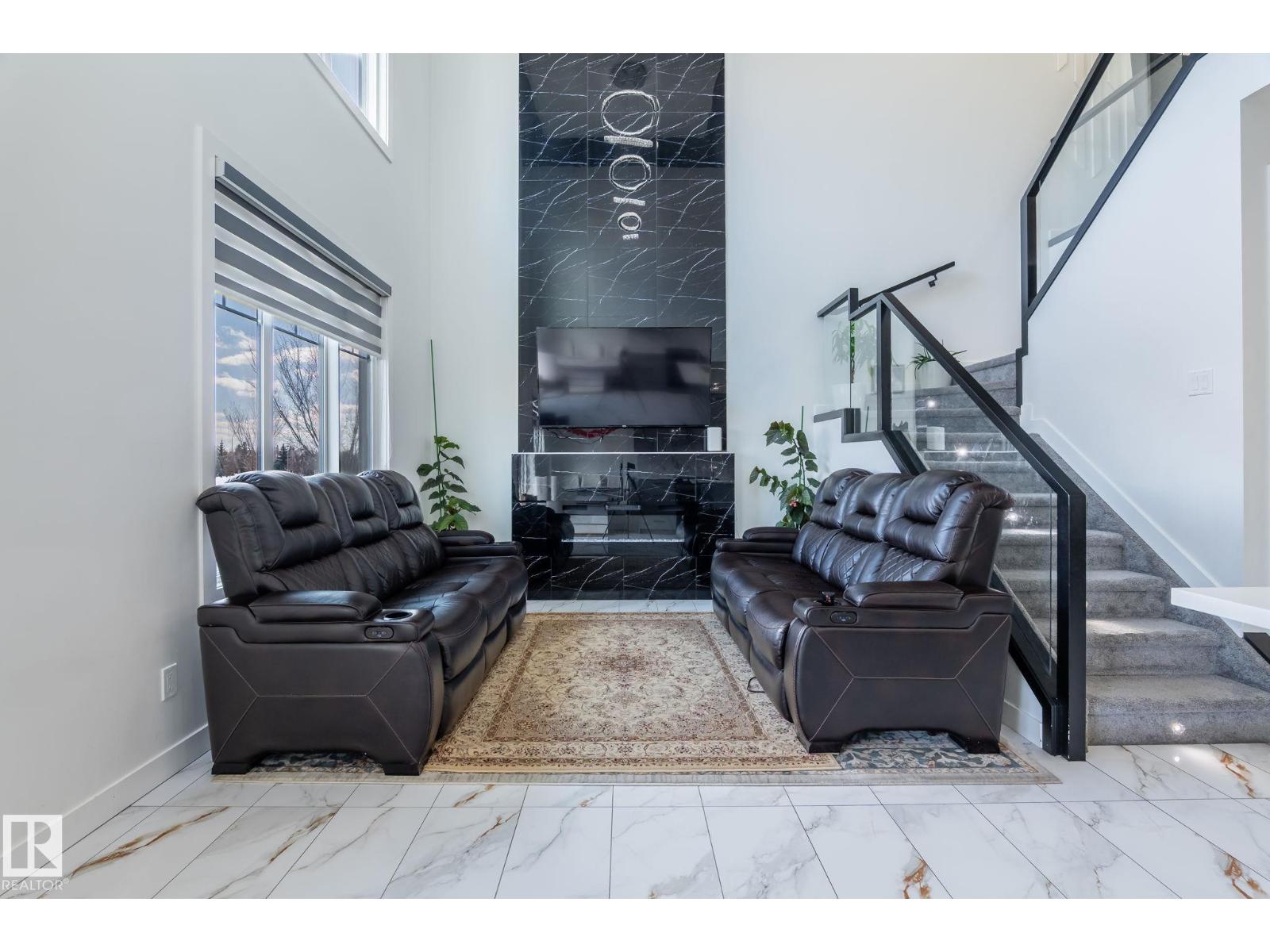 6607 50a Av, Beaumont, Alberta  T4X 3A8 - Photo 3 - E4488607