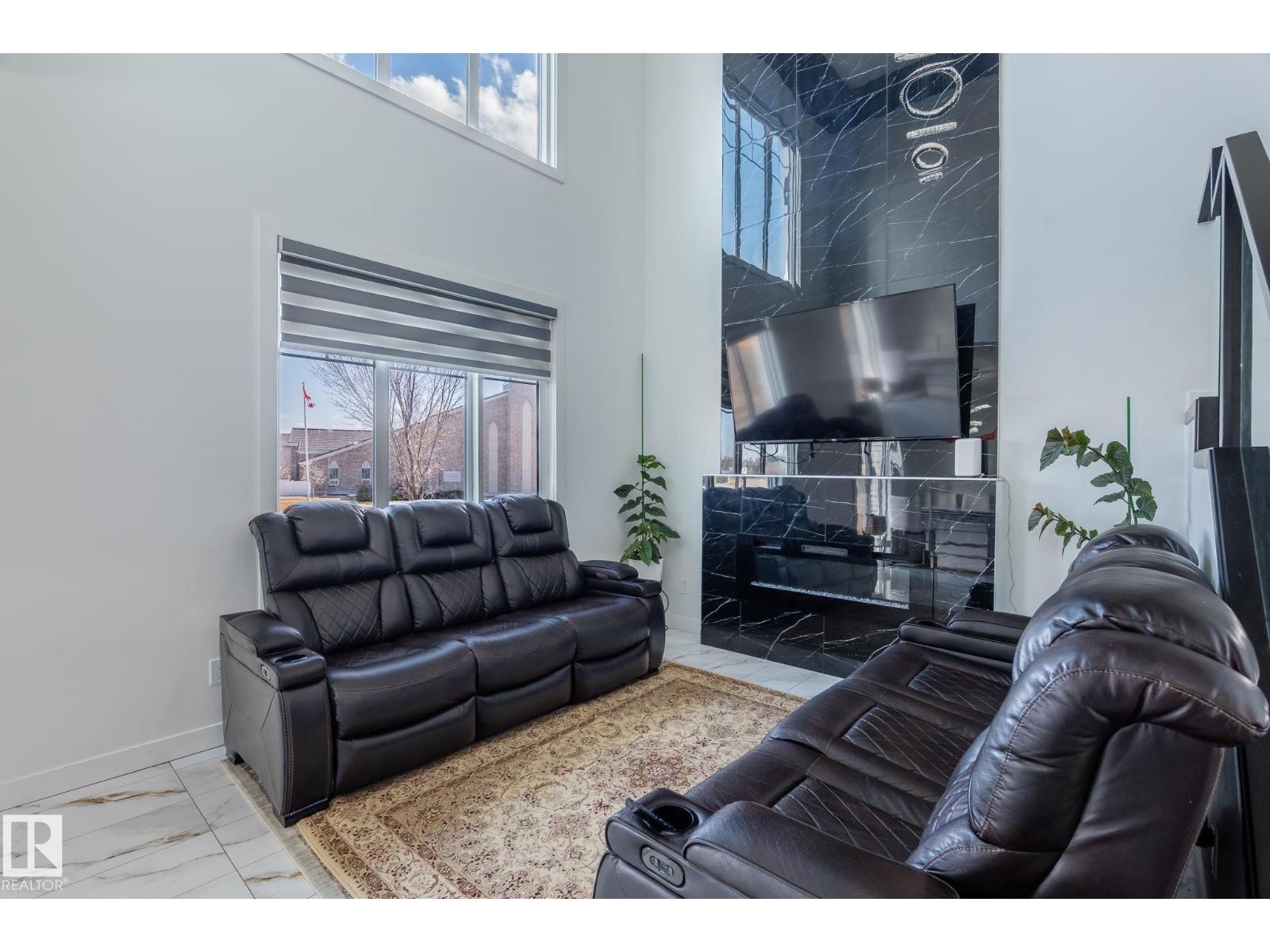 6607 50a Av, Beaumont, Alberta  T4X 3A8 - Photo 4 - E4488607