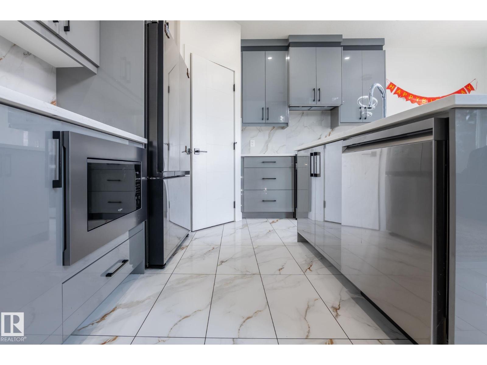 6607 50a Av, Beaumont, Alberta  T4X 3A8 - Photo 6 - E4488607