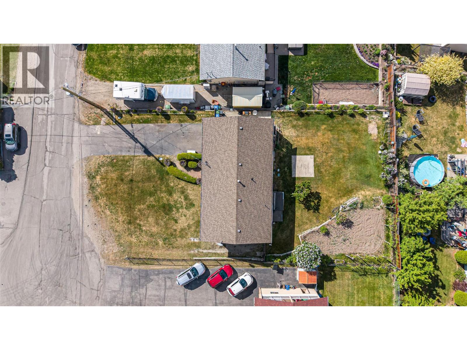 1272 St Clare Court, Kelowna, British Columbia  V1P 1L6 - Photo 3 - 10387061