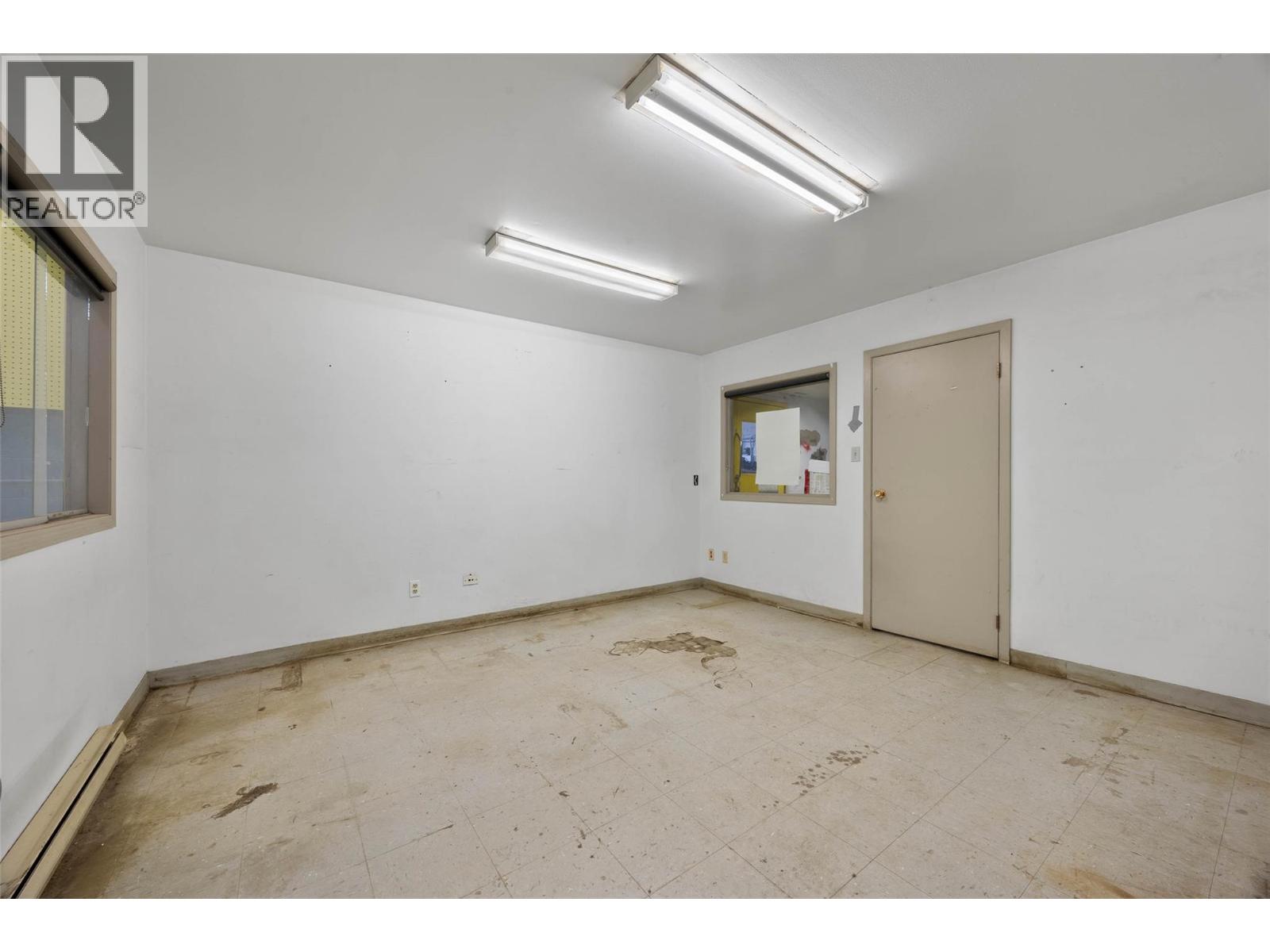499 Chilcotin Road, Kamloops, British Columbia V2H 1A7 - Photo 14 - 10387744