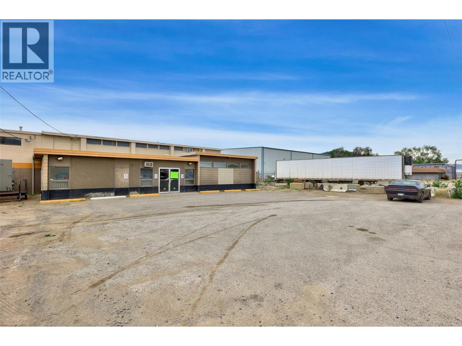 499 Chilcotin Road, Kamloops, British Columbia V2H 1A7 - Photo 3 - 10387744