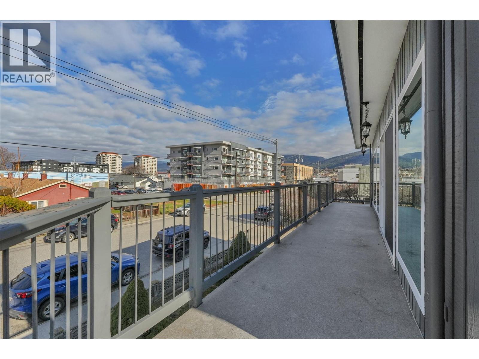 328 Nanaimo Avenue W, Penticton, British Columbia  V2A 1N7 - Photo 7 - 10388006