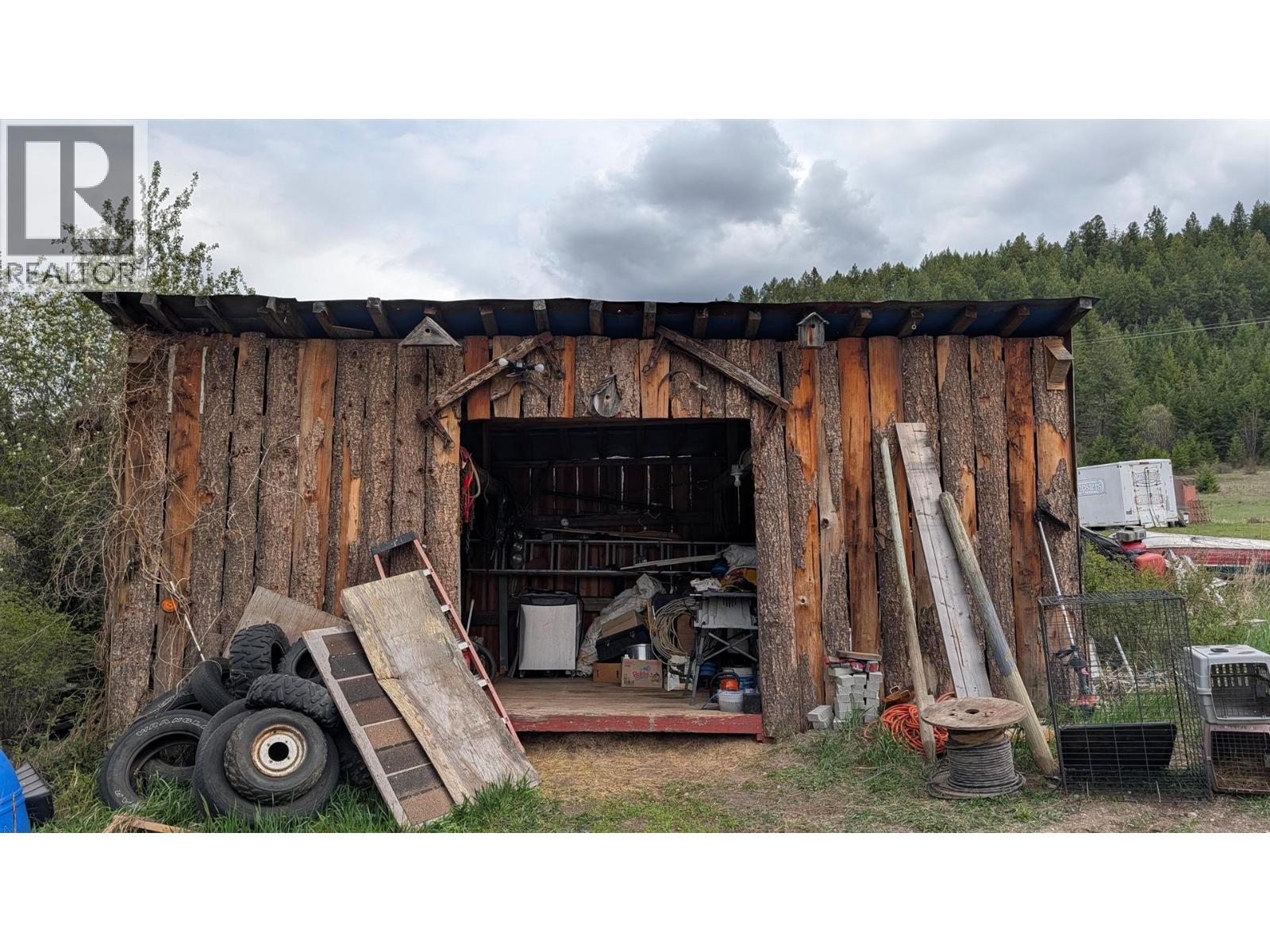 3940 Highway 3, Rock Creek, British Columbia  V0H 1Y0 - Photo 28 - 10388020