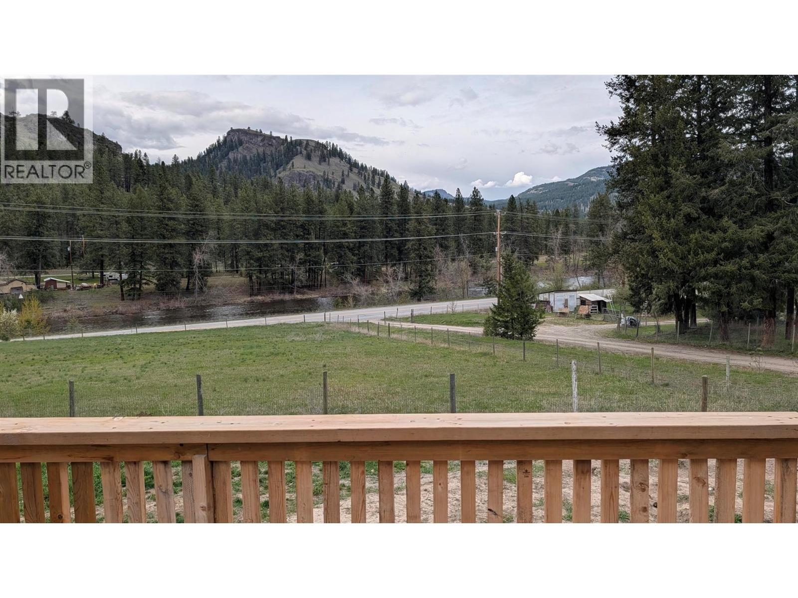 3940 Highway 3, Rock Creek, British Columbia  V0H 1Y0 - Photo 12 - 10388020