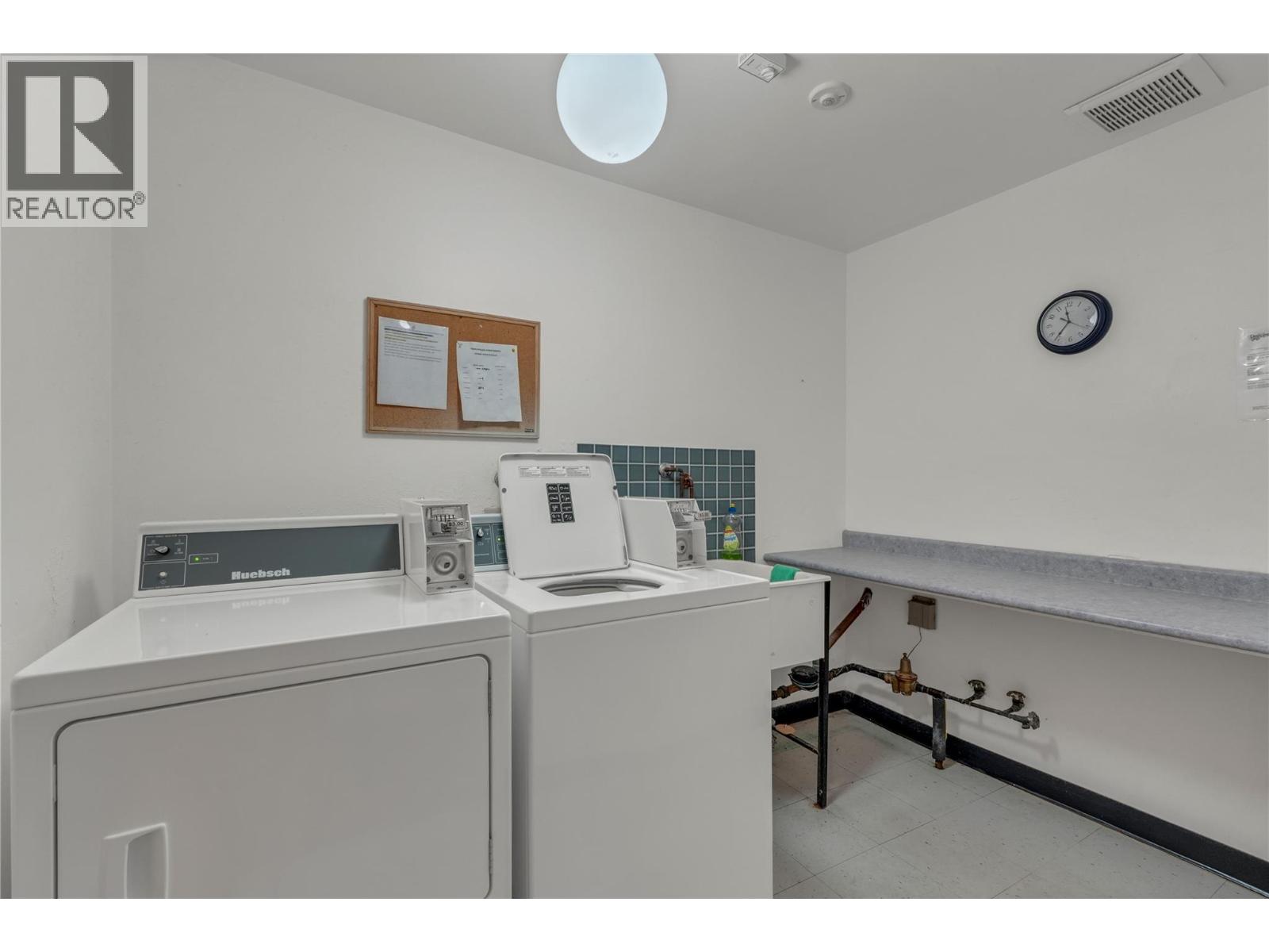 328 Nanaimo Avenue W, Penticton, British Columbia  V2A 1N7 - Photo 16 - 10388006