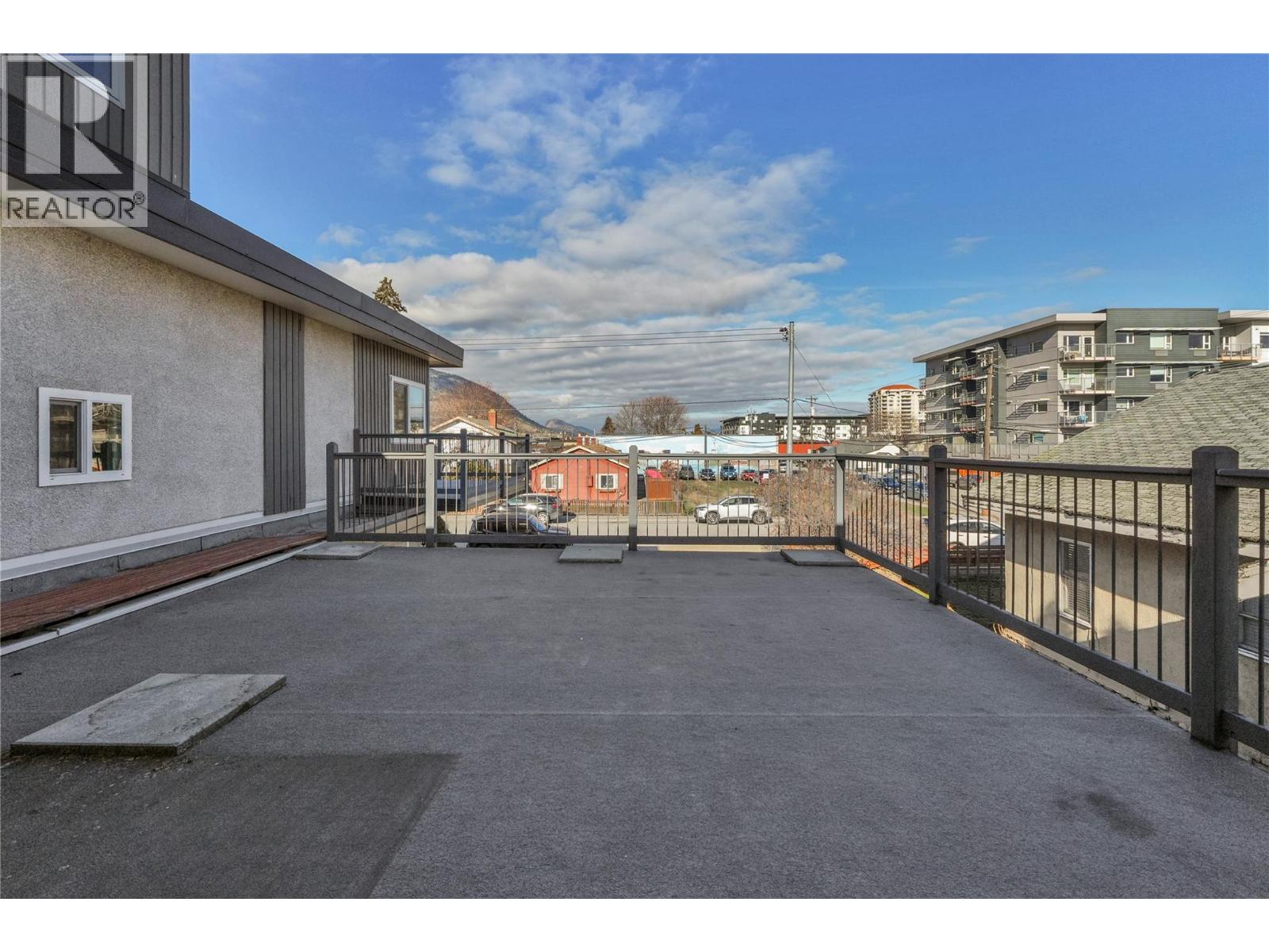 328 Nanaimo Avenue W, Penticton, British Columbia  V2A 1N7 - Photo 12 - 10388006