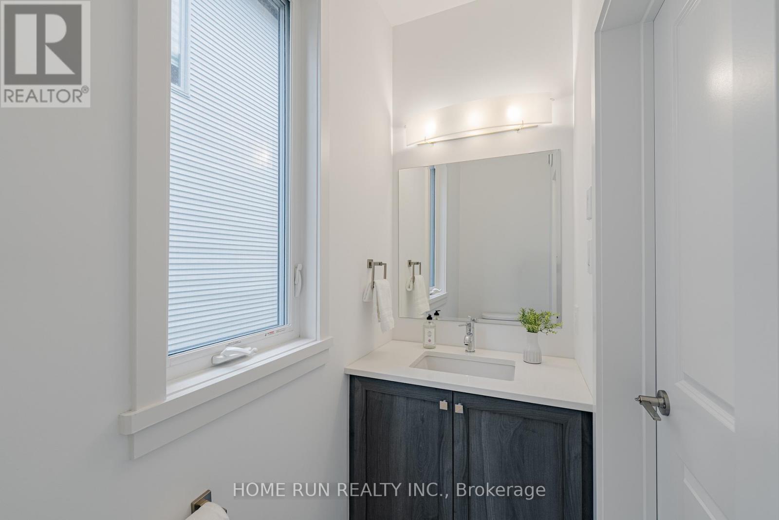 222 Finsbury Avenue, Ottawa, Ontario  K2S 2X9 - Photo 3 - X13145740